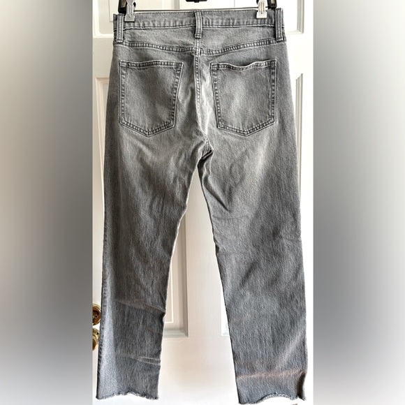 GAP Jeans Cheeky Straight High Rise Women’s 28 6R Regular -worn only a few times - Picture 2 of 6